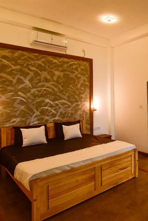 Hiru Lagoon Negombo Luaran gambar